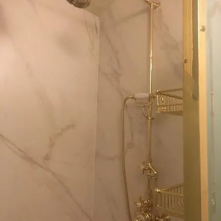 Cavoli A Merenda Suites ميلان